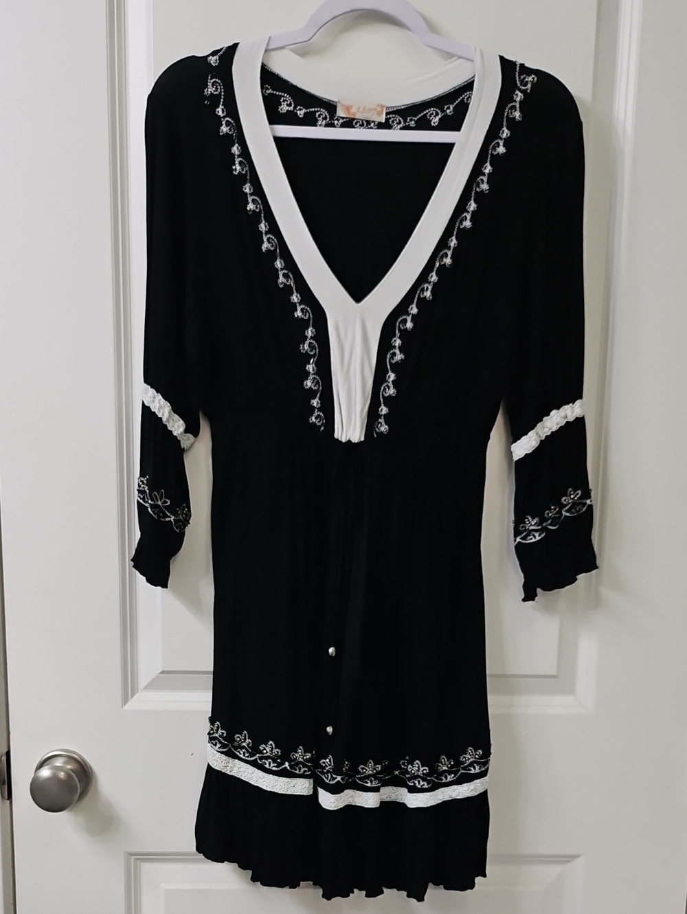 Black and White V-Neck Embroidered Women's Boutique Style Dress